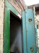 alveley-mining-heritage-safe-door08